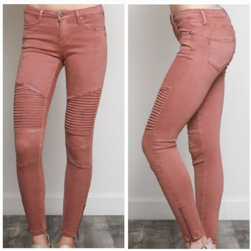 Skinny pants